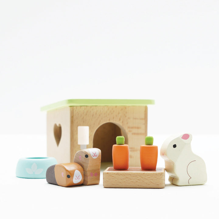 Le Toy Van Guinea Pig and Bunny Set Le Toy Van Dollhouse Accessories at Little Earth Nest Eco Shop