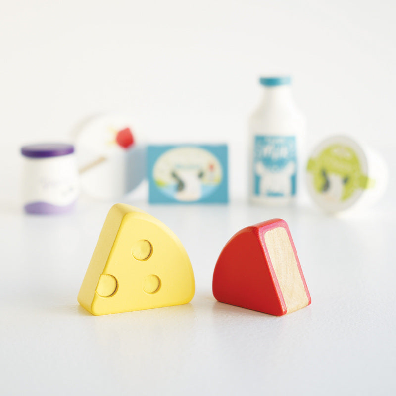 Le Toy Van Food In Wooden Crates Le Toy Van Toy Kitchens & Play Food at Little Earth Nest Eco Shop Le Toy Van Food In Wooden Crates - Pretend Play Food - Little Earth Nest Geelong Online Store Australia