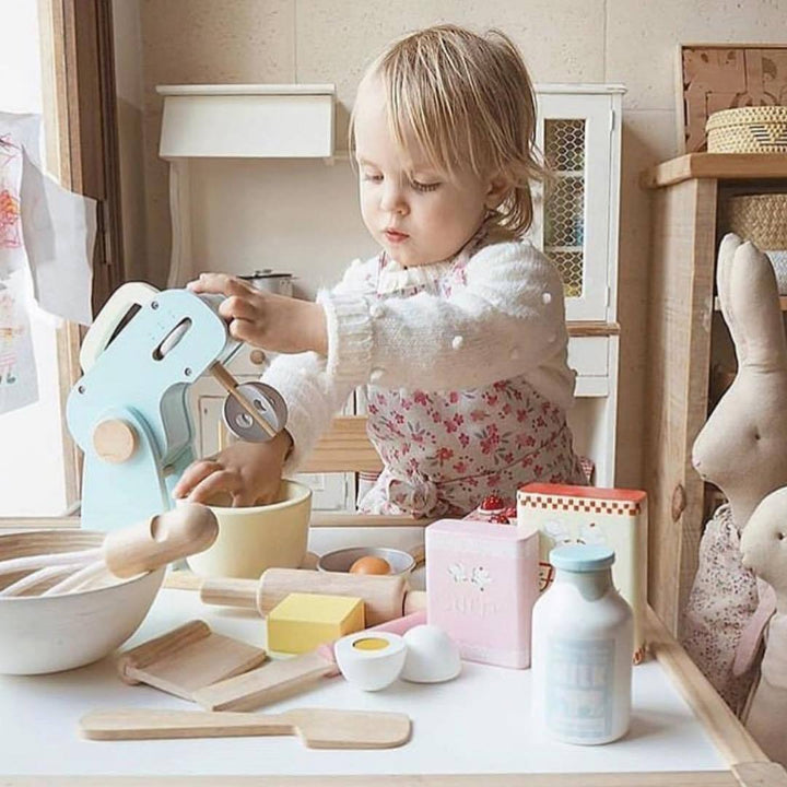 Le Toy Van Honeybake Mixer Le Toy Van Toy Kitchens & Play Food at Little Earth Nest Eco Shop