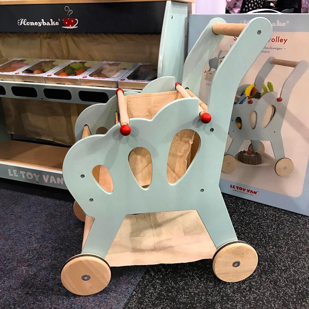 Le Toy Van Shopping Cart Le Toy Van Pretend Play at Little Earth Nest Eco Shop Geelong Online Store Australia